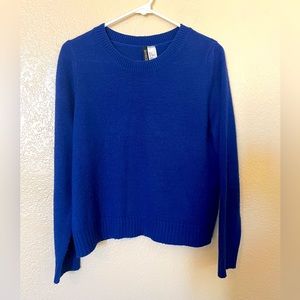 Blue MEDIUM sweater from H&M